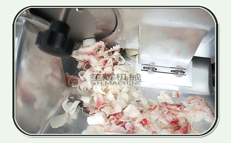 cortando carne congelada 2