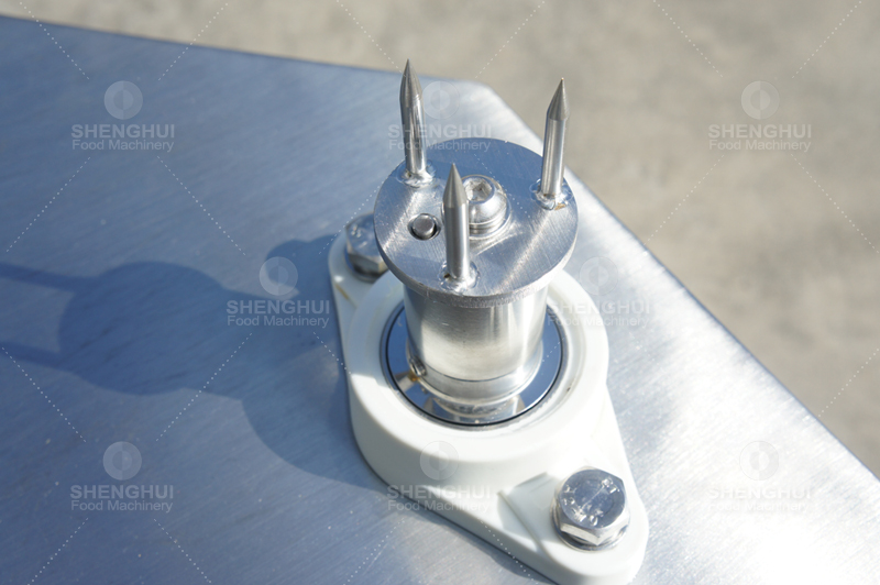 Machine &agrave; &eacute;plucher les l&eacute;gumes