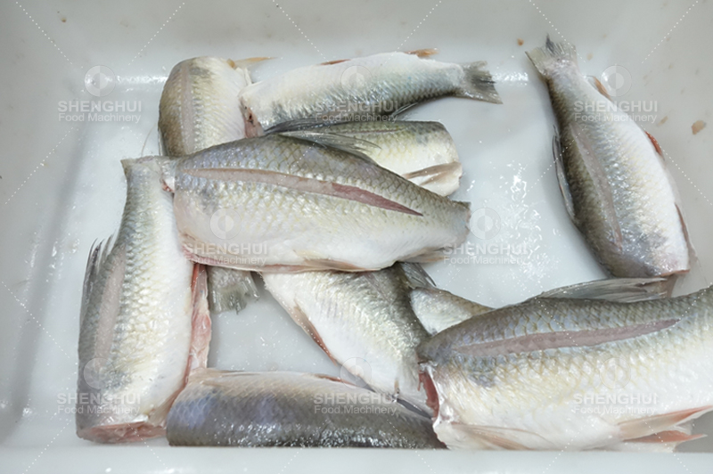 Equipo de eliminaci&oacute;n de cabezas y colas