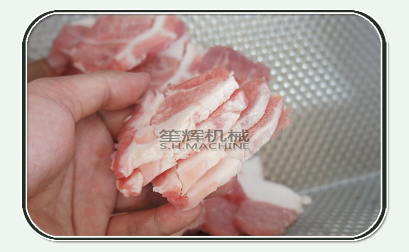 Picadora de huesos para cortar huesos. M&aacute;quina cortadora de alimentos.